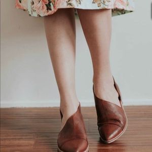 NWT Free People Royale Flats